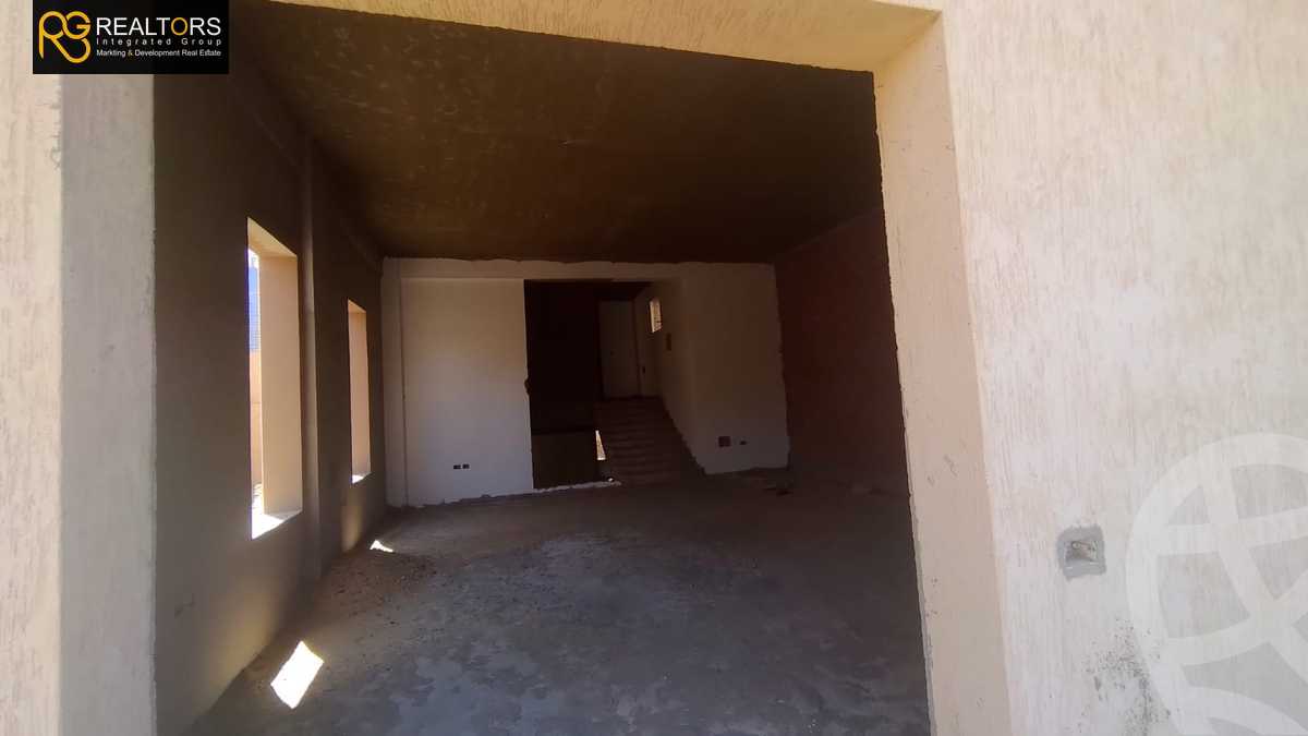 https://aqarmap.com.eg/ar/listing/3903881-for-sale-cairo-el-sheikh-zayed-city-el-hay-el-thaleth-ashaer-shr-32