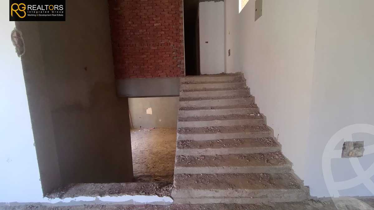 https://aqarmap.com.eg/ar/listing/3903881-for-sale-cairo-el-sheikh-zayed-city-el-hay-el-thaleth-ashaer-shr-32
