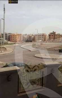 https://aqarmap.com.eg/ar/listing/3936616-for-sale-cairo-el-sheikh-zayed-city-el-hay-elasher-street-100