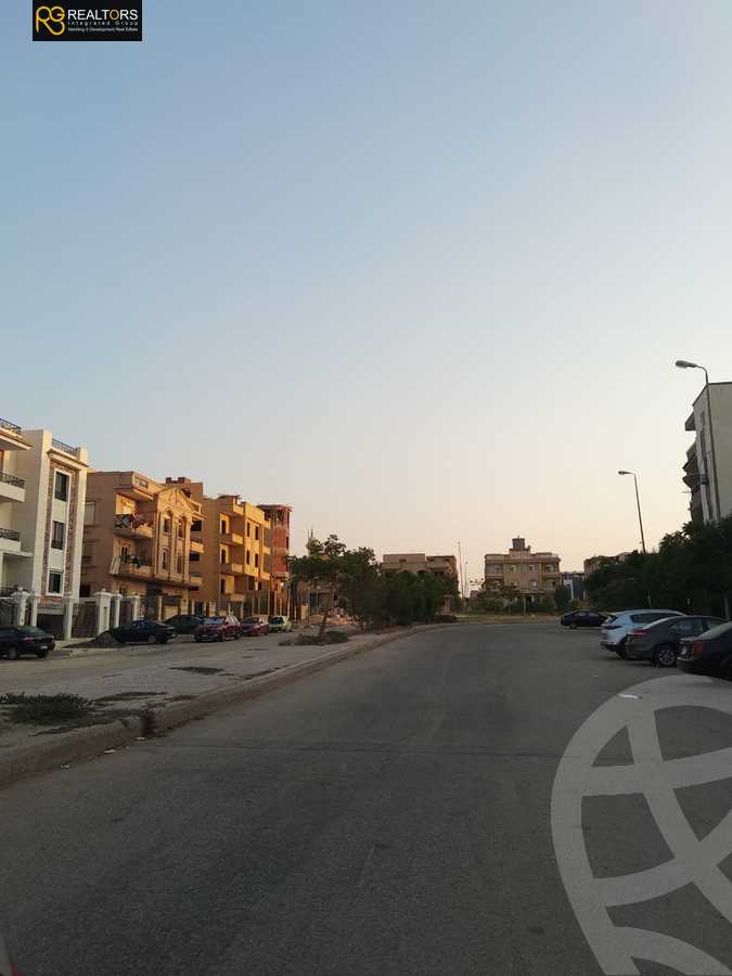 https://aqarmap.com.eg/en/listing/3936665-for-sale-cairo-el-sheikh-zayed-city-el-hay-elsabeaa-lhy-lsb