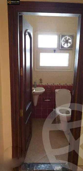 https://aqarmap.com.eg/ar/listing/3940551-for-sale-cairo-el-sheikh-zayed-city-el-hay-elasher-street-100