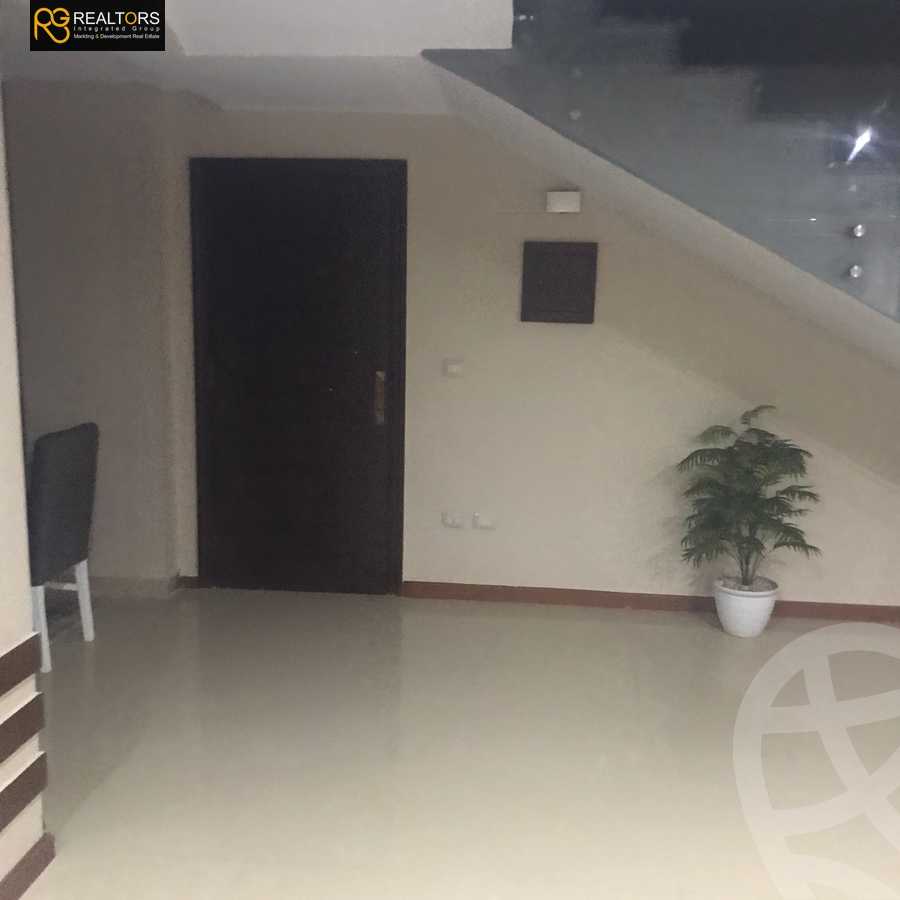 https://aqarmap.com.eg/en/listing/3940560-for-sale-cairo-el-sheikh-zayed-city-el-hay-elasher-street-100