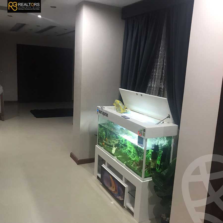 https://aqarmap.com.eg/en/listing/3940560-for-sale-cairo-el-sheikh-zayed-city-el-hay-elasher-street-100