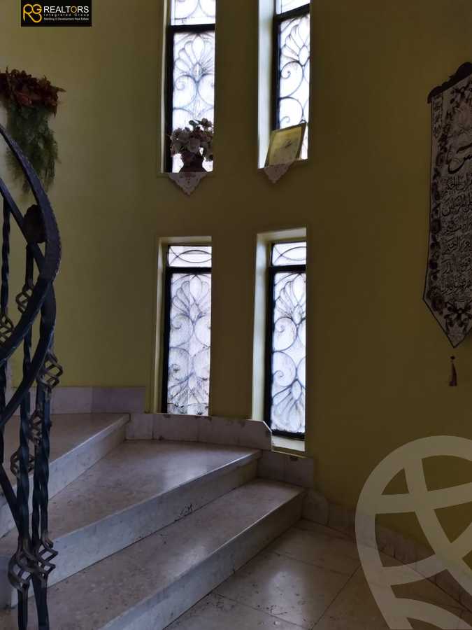 https://aqarmap.com.eg/en/listing/3940565-for-sale-cairo-el-sheikh-zayed-city-el-hay-elawel-street-23