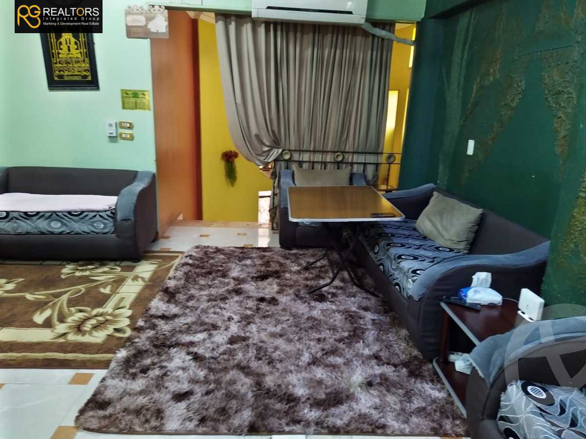 https://aqarmap.com.eg/en/listing/3940565-for-sale-cairo-el-sheikh-zayed-city-el-hay-elawel-street-23