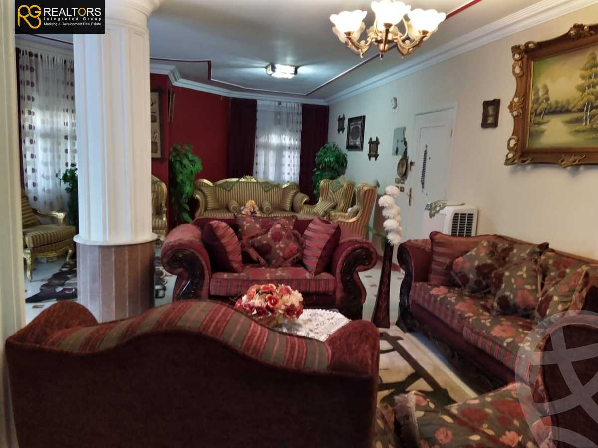 https://aqarmap.com.eg/en/listing/3940565-for-sale-cairo-el-sheikh-zayed-city-el-hay-elawel-street-23