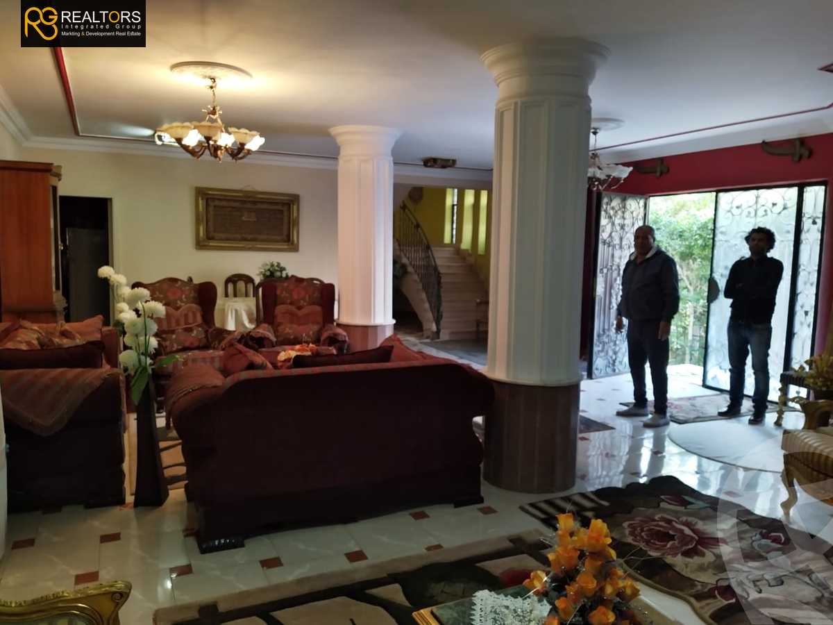 https://aqarmap.com.eg/en/listing/3940565-for-sale-cairo-el-sheikh-zayed-city-el-hay-elawel-street-23