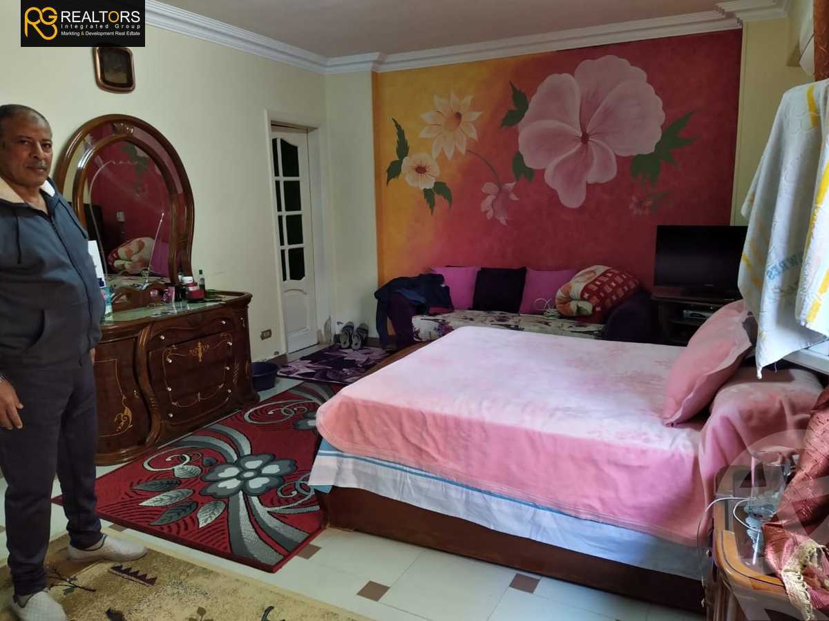 https://aqarmap.com.eg/en/listing/3940565-for-sale-cairo-el-sheikh-zayed-city-el-hay-elawel-street-23