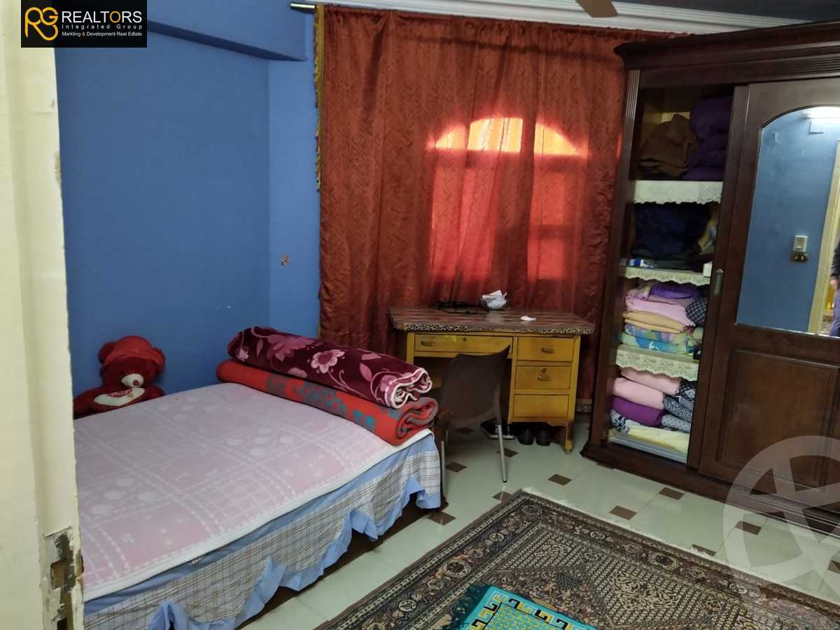 https://aqarmap.com.eg/en/listing/3940565-for-sale-cairo-el-sheikh-zayed-city-el-hay-elawel-street-23