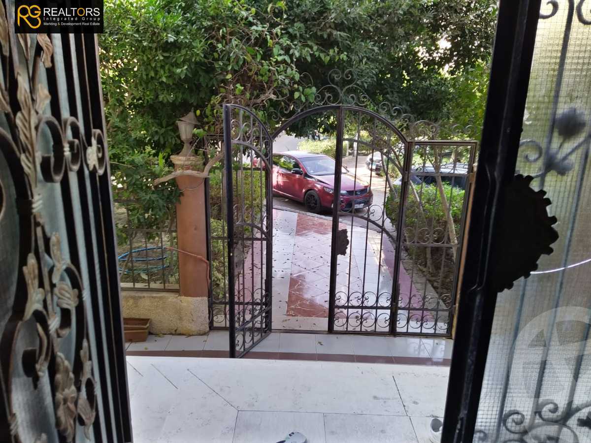https://aqarmap.com.eg/en/listing/3940565-for-sale-cairo-el-sheikh-zayed-city-el-hay-elawel-street-23