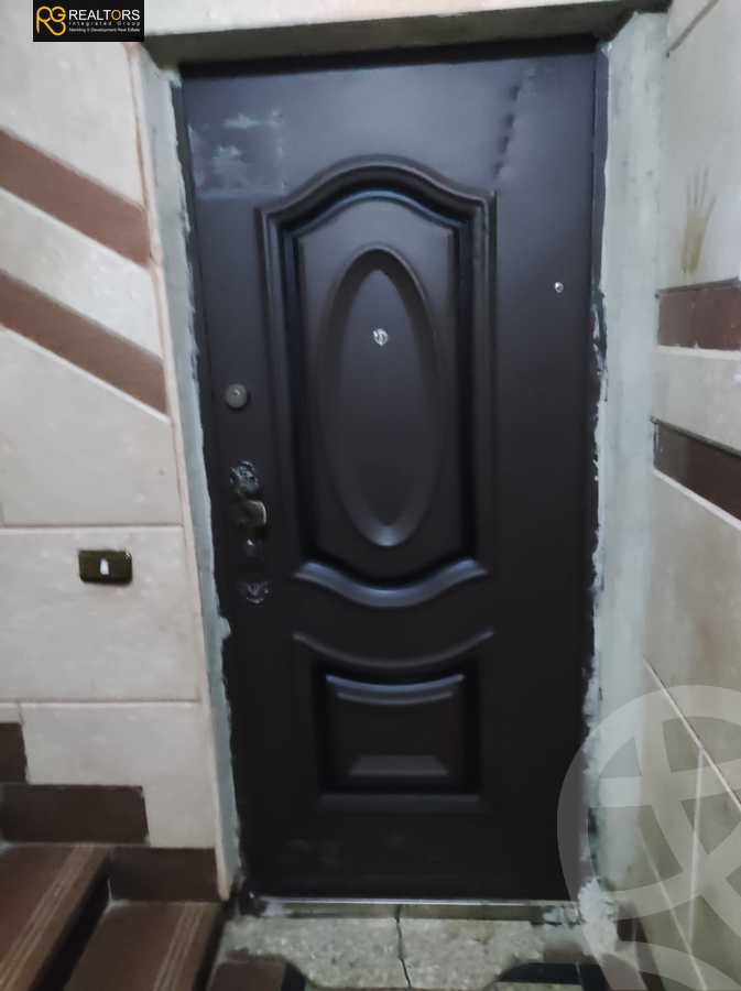 https://aqarmap.com.eg/ar/listing/3943200-for-sale-cairo-6th-of-october-el-ahyaa-neighborhood-8th-street-4