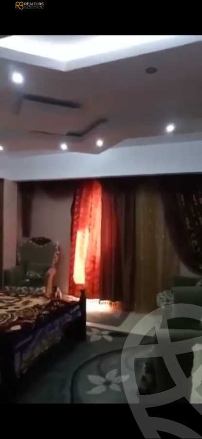 https://aqarmap.com.eg/ar/listing/3943201-for-sale-cairo-6th-of-october-compound-family-land