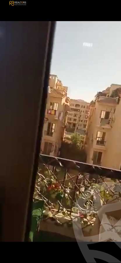 https://aqarmap.com.eg/ar/listing/3943201-for-sale-cairo-6th-of-october-compound-family-land