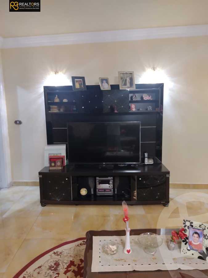 https://aqarmap.com.eg/ar/listing/3967224-for-sale-cairo-el-sheikh-zayed-city-el-hay-elasher-street-100