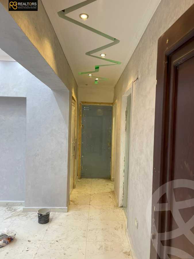 https://aqarmap.com.eg/ar/listing/3984432-for-sale-cairo-el-sheikh-zayed-city-el-hay-elawel-street-37