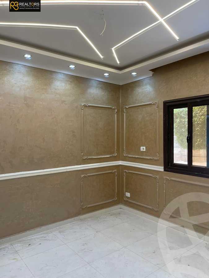 https://aqarmap.com.eg/ar/listing/3984432-for-sale-cairo-el-sheikh-zayed-city-el-hay-elawel-street-37