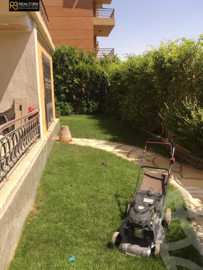 https://aqarmap.com.eg/ar/listing/4005426-for-sale-cairo-el-sheikh-zayed-city-compounds-in-sheikh-zayed-el-khamayel