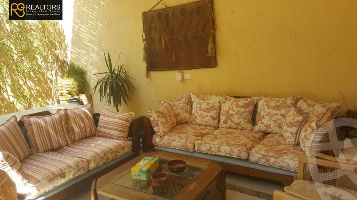 https://aqarmap.com.eg/en/listing/4005869-for-sale-cairo-el-sheikh-zayed-city-compounds-in-sheikh-zayed-el-yasmeen-compound
