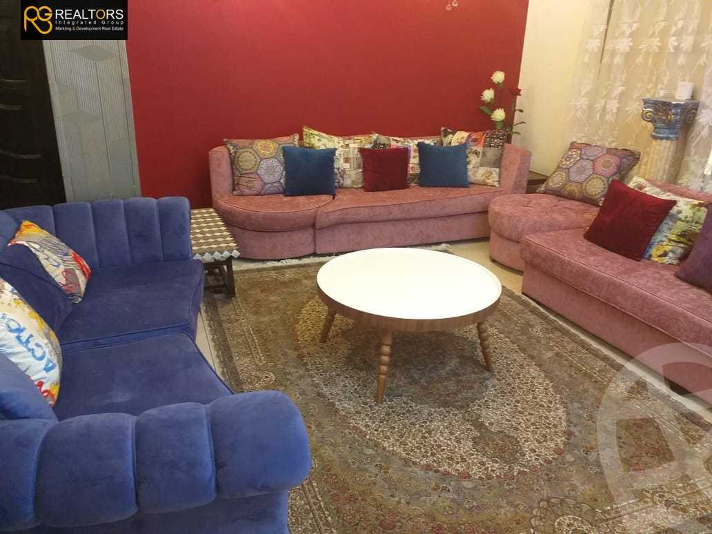 https://aqarmap.com.eg/en/listing/4005948-for-sale-cairo-el-sheikh-zayed-city-compounds