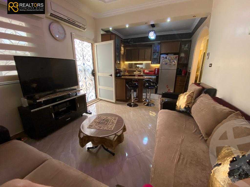https://aqarmap.com.eg/en/listing/4017876-for-sale-cairo-el-sheikh-zayed-city-el-hay-elawel-street-23