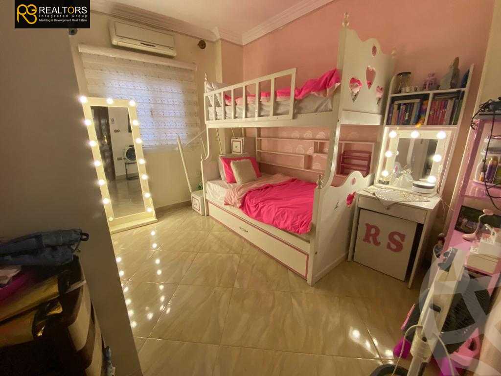 https://aqarmap.com.eg/en/listing/4017876-for-sale-cairo-el-sheikh-zayed-city-el-hay-elawel-street-23
