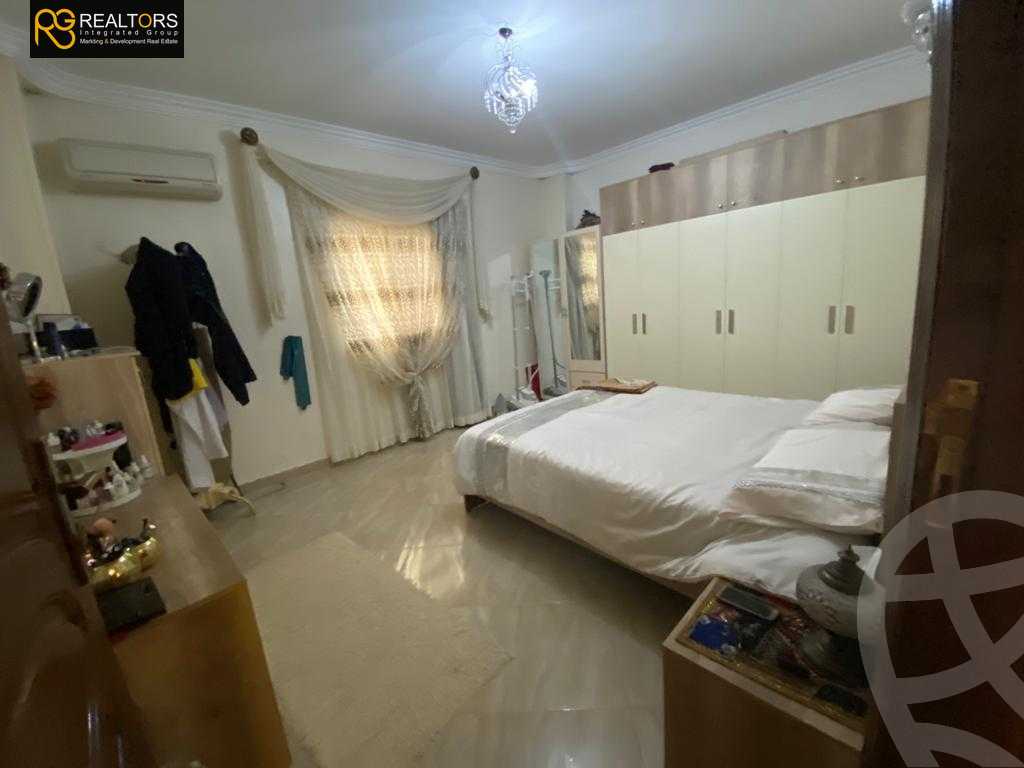 https://aqarmap.com.eg/en/listing/4017876-for-sale-cairo-el-sheikh-zayed-city-el-hay-elawel-street-23