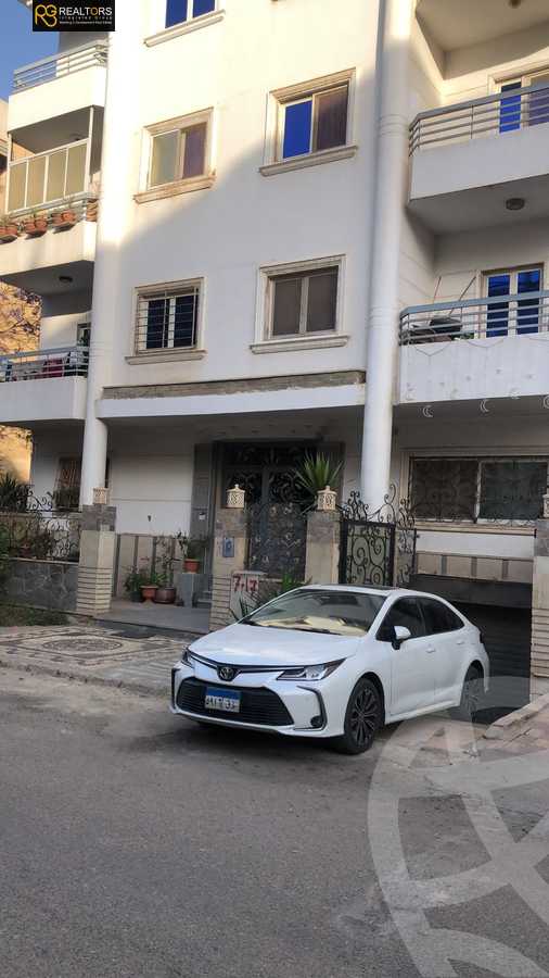 https://aqarmap.com.eg/en/listing/4017876-for-sale-cairo-el-sheikh-zayed-city-el-hay-elawel-street-23