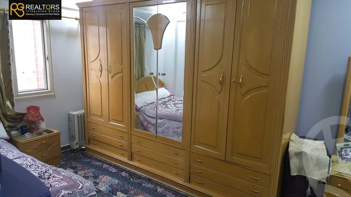 https://aqarmap.com.eg/en/listing/4029274-for-sale-cairo-6th-of-october-south-wahat