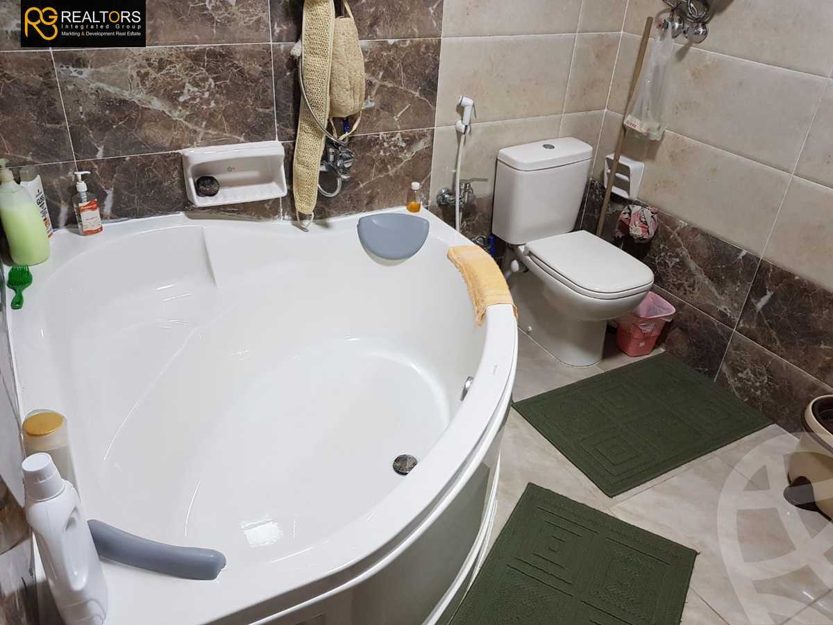 https://aqarmap.com.eg/en/listing/4029274-for-sale-cairo-6th-of-october-south-wahat