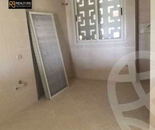 https://aqarmap.com.eg/en/listing/4029404-for-sale-golf-2-nestoria