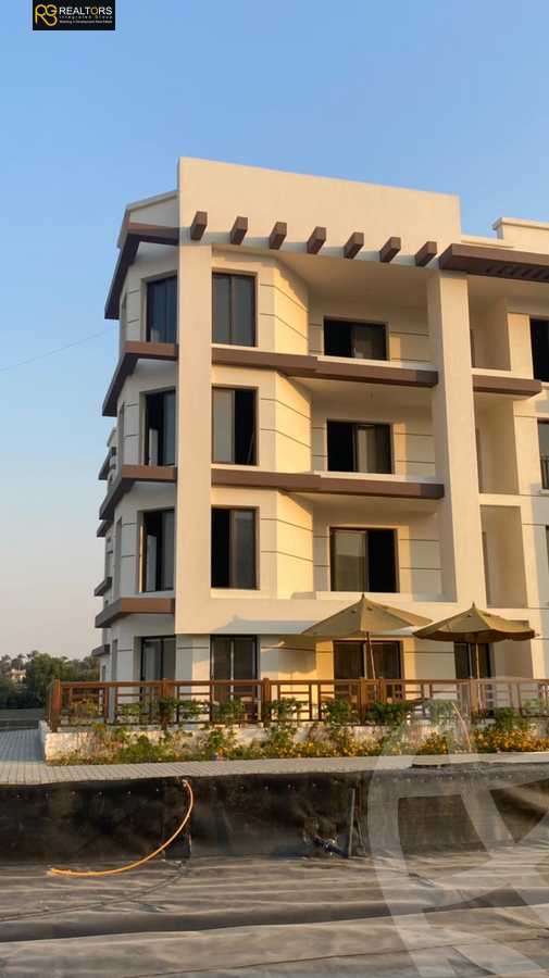 https://aqarmap.com.eg/en/listing/4029624-for-sale-cairo-alex-cairo-desert-road-nyoum-pyramids-arab-developments