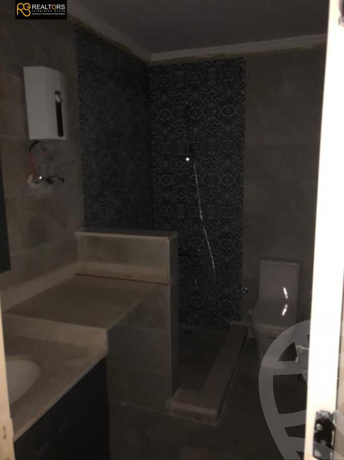 https://aqarmap.com.eg/ar/listing/4029737-for-sale-cairo-alex-cairo-desert-road-west-hills