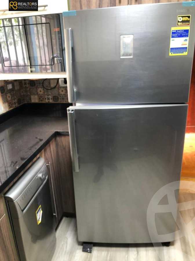 https://aqarmap.com.eg/ar/listing/4029737-for-sale-cairo-alex-cairo-desert-road-west-hills