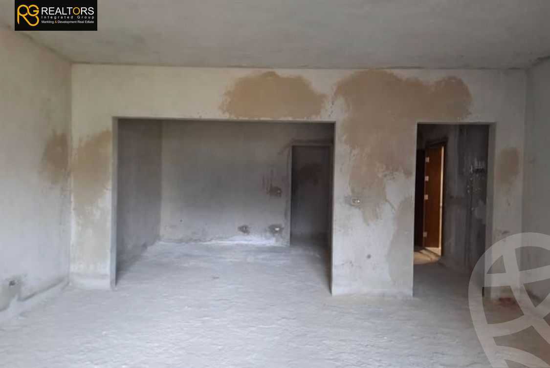 https://aqarmap.com.eg/en/listing/4029795-for-sale-cairo-6th-of-october-compound-aeon