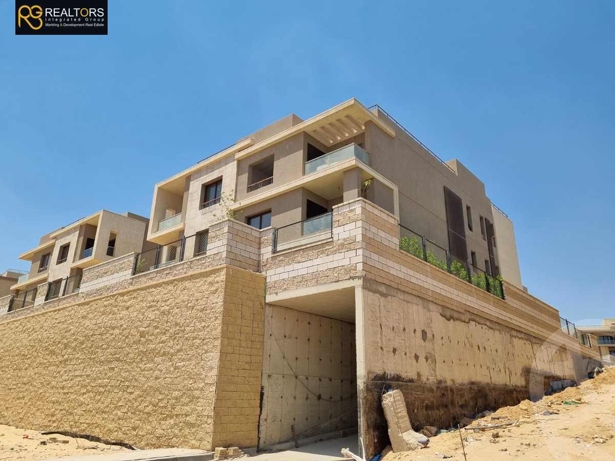 https://aqarmap.com.eg/en/listing/4029871-for-sale-cairo-6th-of-october-compound-pyramids-heights