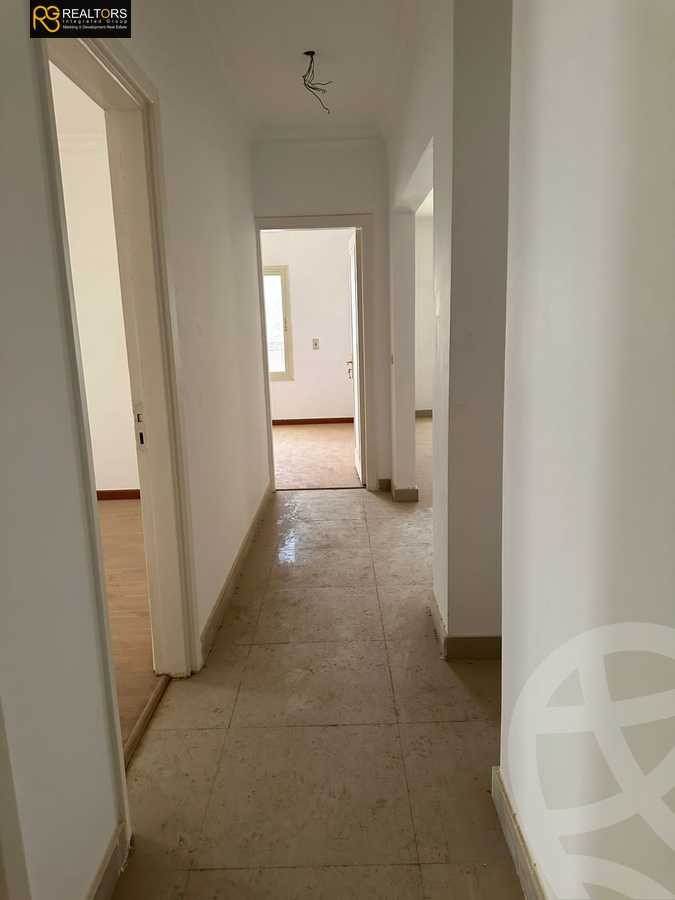 https://aqarmap.com.eg/en/listing/4030605-for-sale-golf-2-nestoria