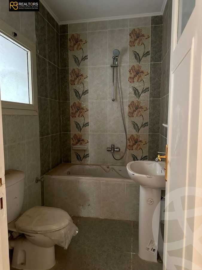 https://aqarmap.com.eg/en/listing/4030605-for-sale-golf-2-nestoria