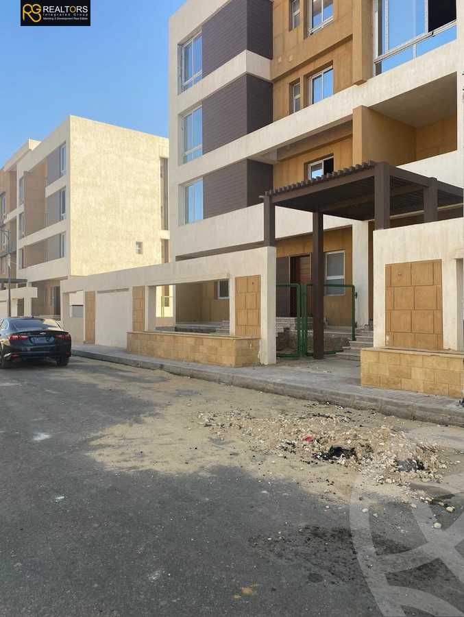 https://aqarmap.com.eg/en/listing/4031081-for-sale-cairo-6th-of-october-compound-upville