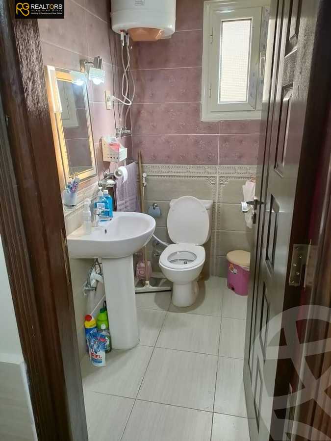 https://aqarmap.com.eg/en/listing/4032178-for-sale-cairo-el-sheikh-zayed-city-el-hay-el-khames-lhy-lkhms