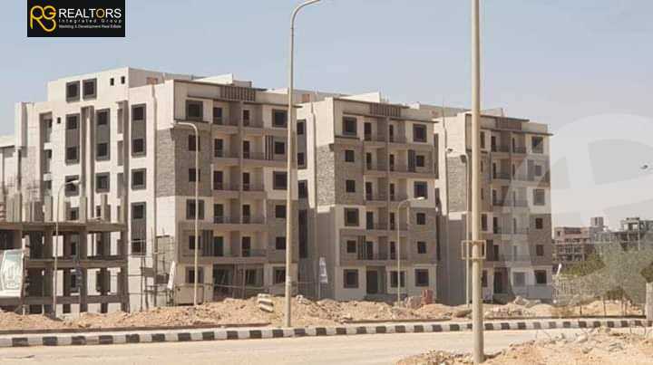 https://aqarmap.com.eg/ar/listing/4032255-for-sale-cairo-6th-of-october-compounds-hfn-hylz-myny-kmbwnd