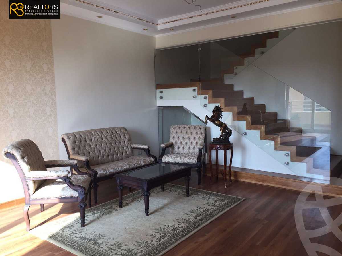 https://aqarmap.com.eg/en/listing/4041863-for-sale-cairo-el-sheikh-zayed-city-compounds-in-sheikh-zayed-jewar
