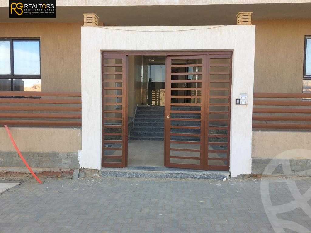 https://aqarmap.com.eg/en/listing/4047311-for-sale-cairo-6th-of-october-compounds-fylry