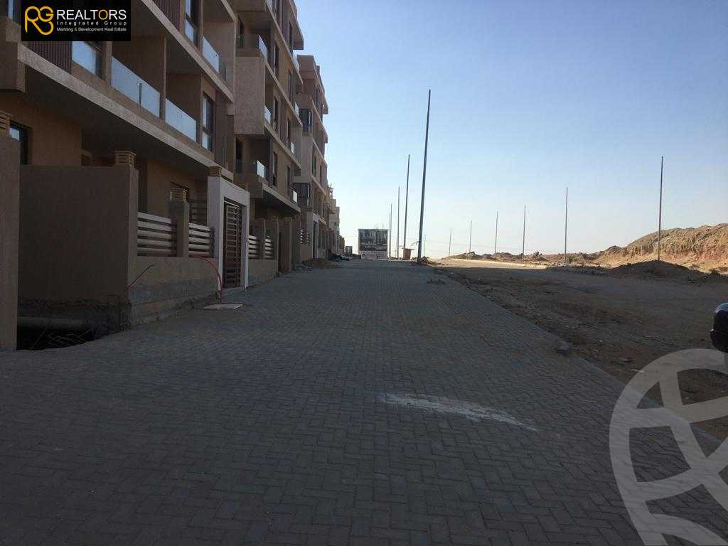 https://aqarmap.com.eg/en/listing/4047311-for-sale-cairo-6th-of-october-compounds-fylry