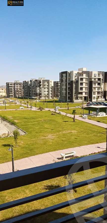 https://aqarmap.com.eg/ar/listing/4052285-for-sale-cairo-el-sheikh-zayed-city-compounds-dr-msr