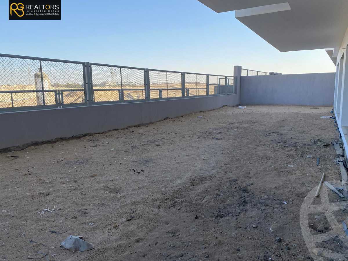 https://aqarmap.com.eg/en/listing/4053171-for-sale-cairo-alex-cairo-desert-road-kmbwnd-fy-tryq-skndry-lshrwy-joulz-compound-inertia