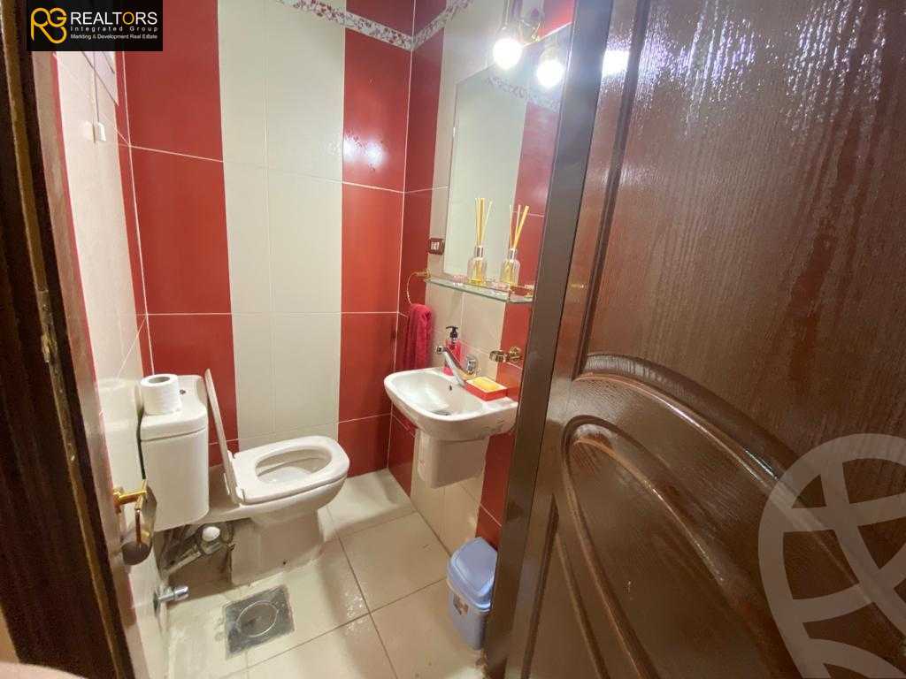 https://aqarmap.com.eg/en/listing/4053246-for-sale-cairo-el-sheikh-zayed-city-el-hay-elawel-street-29