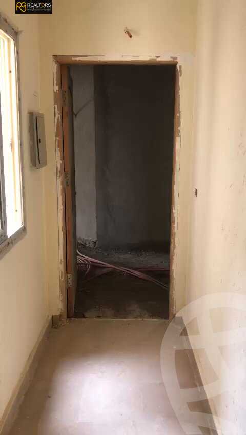 https://aqarmap.com.eg/en/listing/4053623-for-sale-cairo-6th-of-october-compound-promenade-residence
