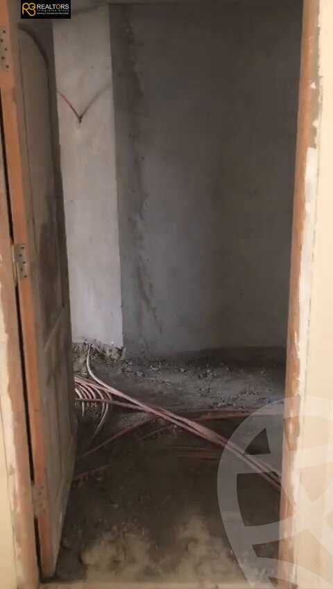 https://aqarmap.com.eg/en/listing/4053623-for-sale-cairo-6th-of-october-compound-promenade-residence