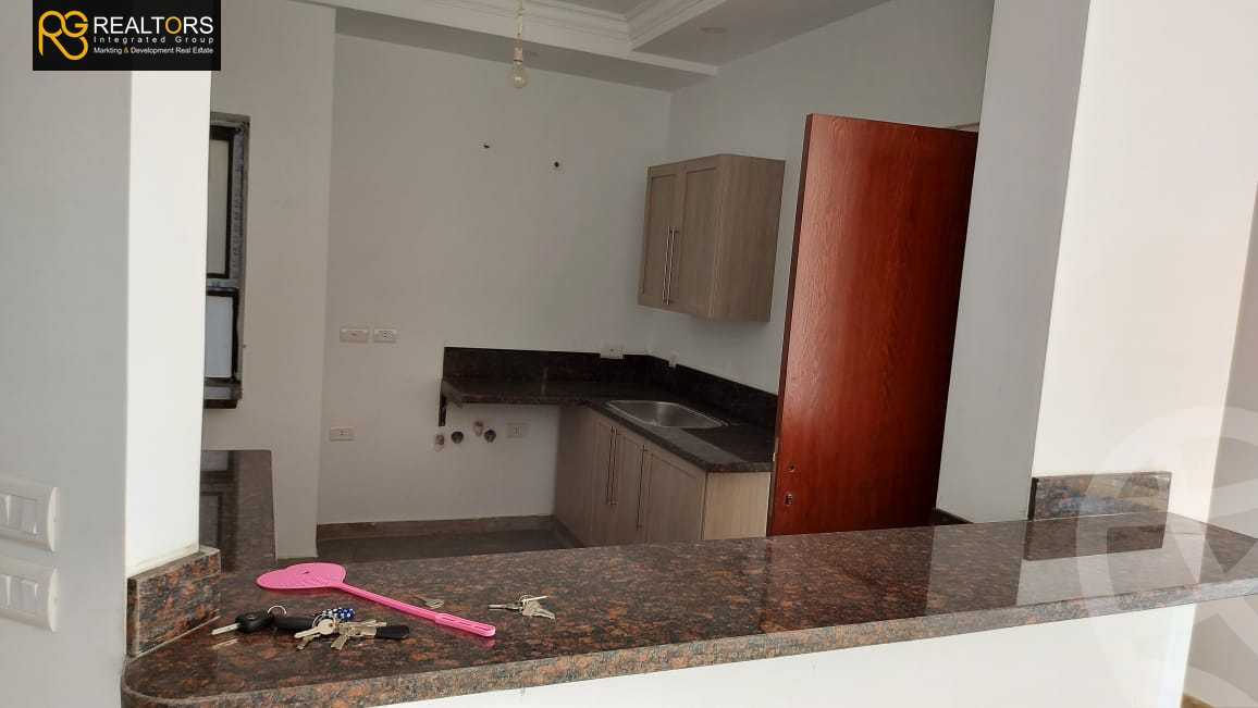 https://aqarmap.com.eg/ar/listing/4053768-for-sale-cairo-el-sheikh-zayed-city-compounds-in-sheikh-zayed-the-courtyard