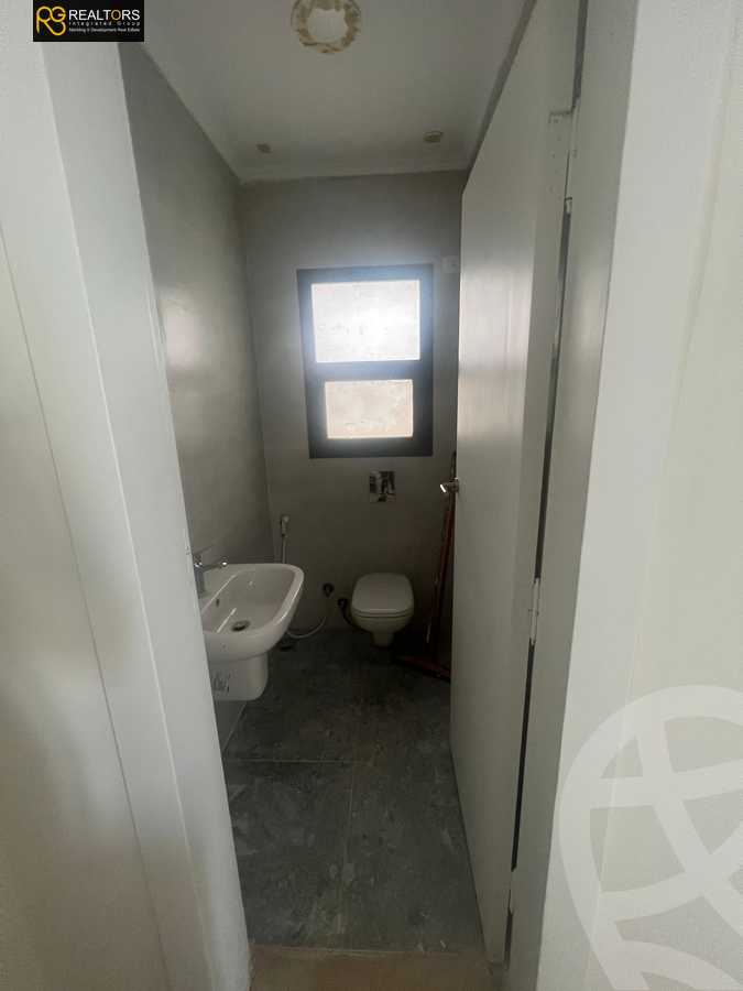 https://aqarmap.com.eg/ar/listing/4053792-for-rent-cairo-el-sheikh-zayed-city-compounds-in-sheikh-zayed-the-courtyard